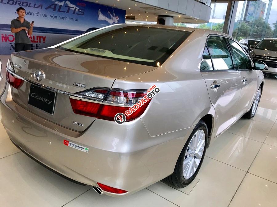 Toyota Camry 2.5Q - Nâu vàng, giá tốt. Nhận xe ngay trong ngày - Đại Lý Toyota Mỹ Đình/hotline: 0973.306.136-1