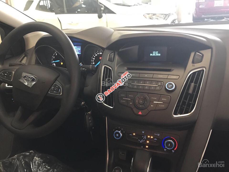 Ford Focus Turbo 2017, giá hấp dẫn không thể cưỡng lại, xin Alo em Tuấn Anh 096 69 379 89-9