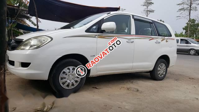 Bán xe Toyota Innova đời 2008, màu trắng số sàn-0