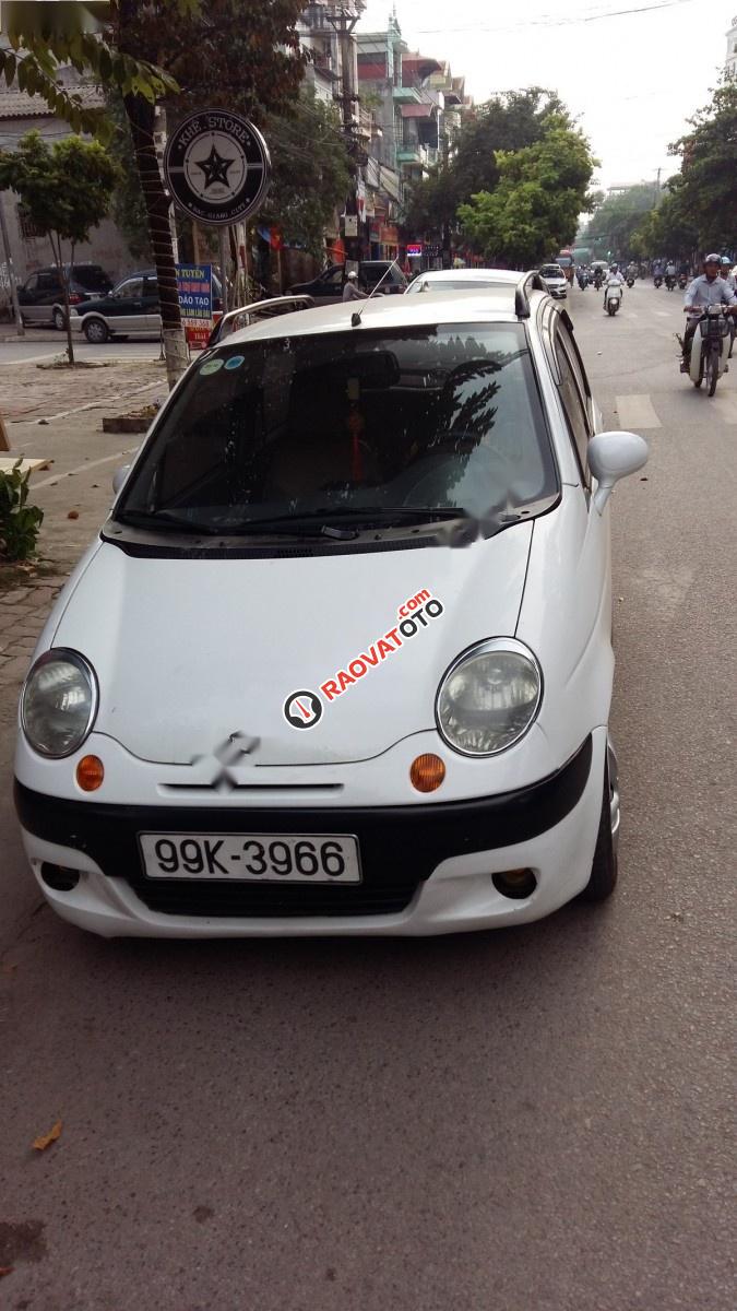 Cần bán lại xe Daewoo Matiz đời 2004, màu trắng chính chủ, 92 triệu-0