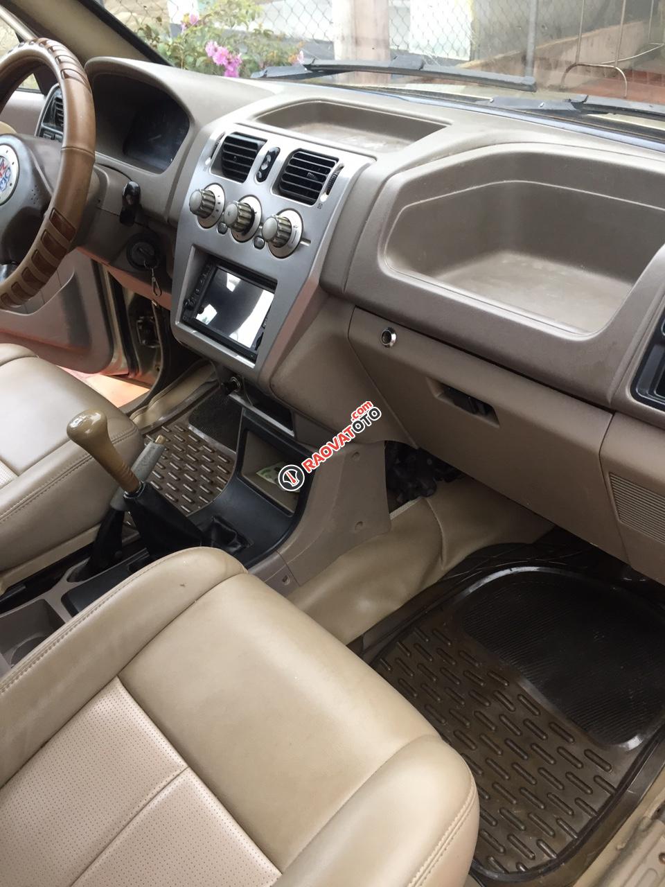 Cần bán xe Mitsubishi Jolie 2.0 đời 2004, bánh treo, màu vàng cát, xăng phun-4