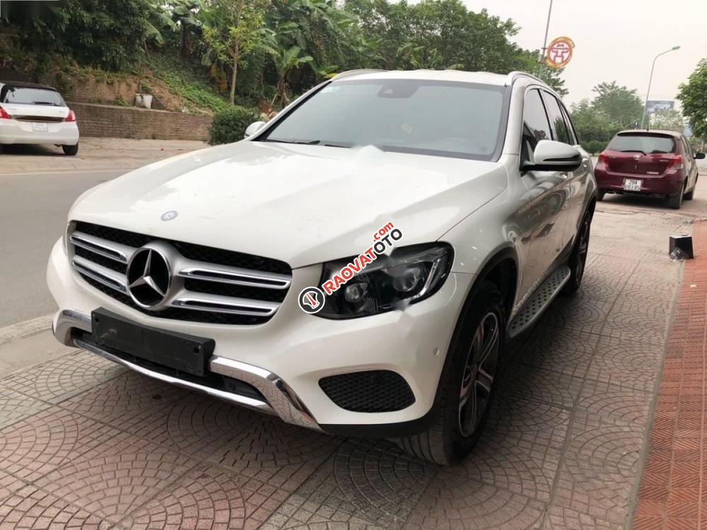 Bán Mercedes GLC 250 4Matic 2017, màu trắng, xe nhập-0