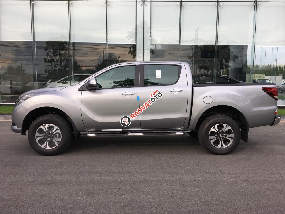 Mazda BT 50 4WD AT 3.2L đời 2018, màu bạc, giá 815 triệu chỉ có ở Mazda Cộng Hòa-1