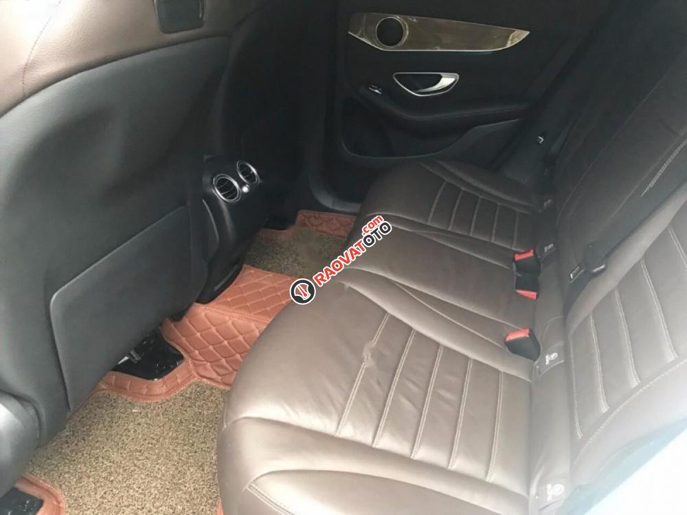 Xe Mercedes GLC 250 4 Matic 2017, màu trắng, nhập khẩu nguyên chiếc-4