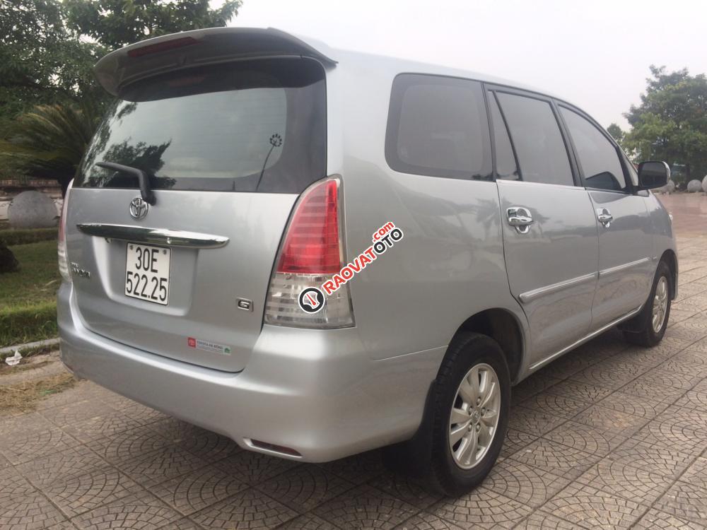 Bán ô tô Toyota Innova 2.0G đời 2010, màu bạc, xe gia đình bán, giá 388 triệu-8