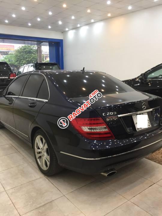 Cần bán Mercedes C200 đời 2012, giá tốt-6