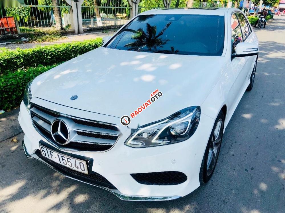 Cần bán xe Mercedes E250 AMG đời 2015, màu trắng, nhập khẩu nguyên chiếc-0