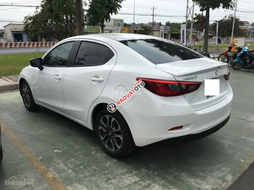 Bán Mazda 2 1.5L AT Sedan đời 2018, màu trắng, 529 triệu liên hệ ngay Mazda Cộng Hòa-4