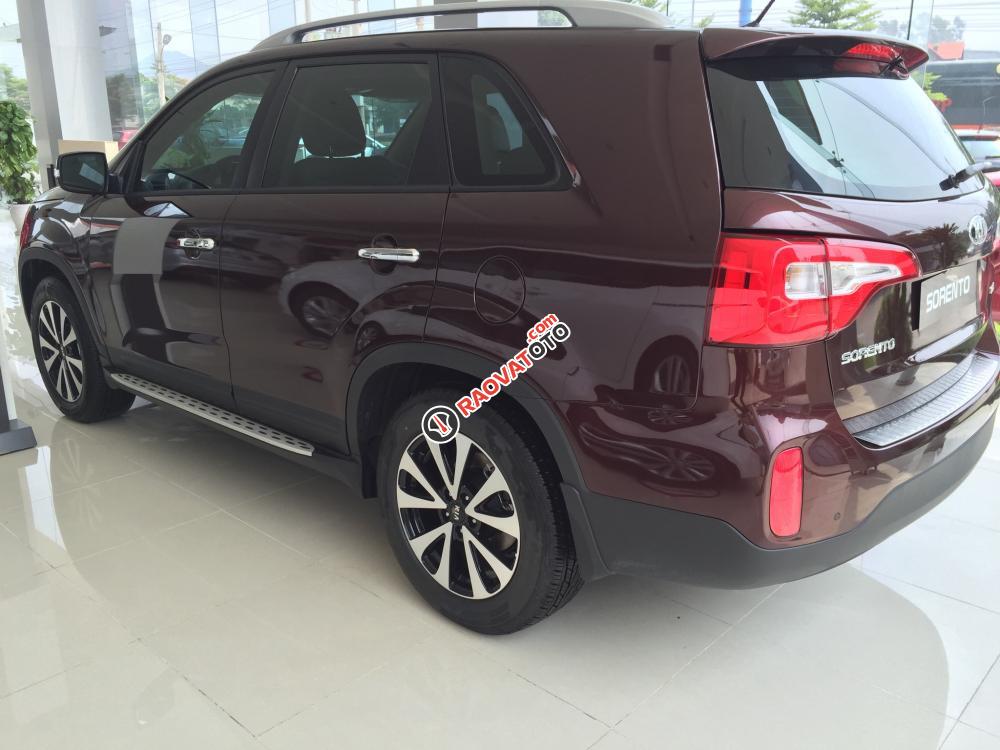 Bán xe Kia Sorento DATH đời 2018 Vĩnh Phúc, màu đỏ mận, máy dầu, liên hệ: 0979.428.555 để được giá tốt nhất-0