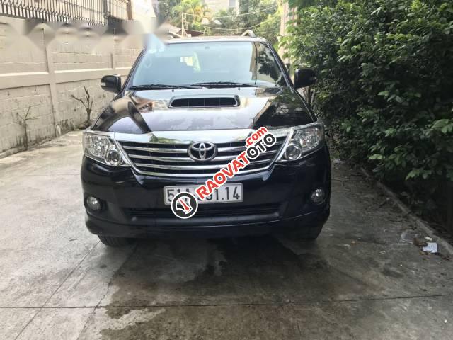 Bán xe Toyota Fortuner sản xuất 2013, màu đen số sàn, giá 745tr-3