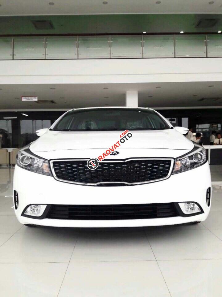 Kia Cerato sản xuất 2017, giá rẻ-1