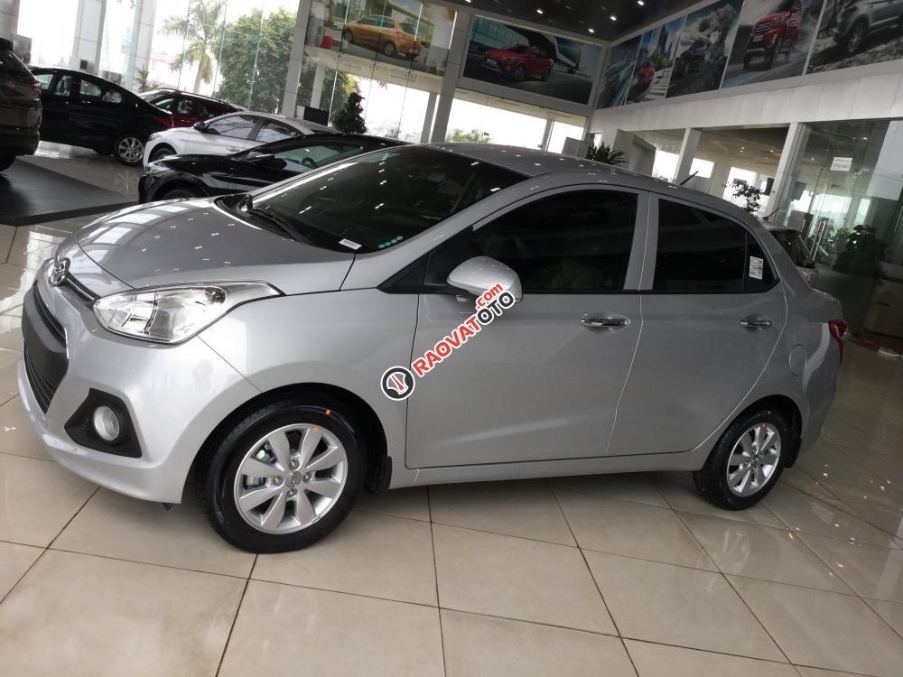 Cần bán Hyundai Grand i10 1.0 năm 2017, màu bạc, nhập khẩu chính hãng, giao xe-1