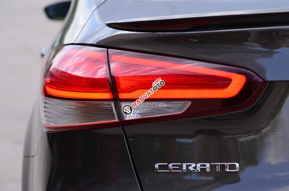 Bán Kia Cerato AT đời 2017, màu nâu, giá tốt nhất thị trường-0