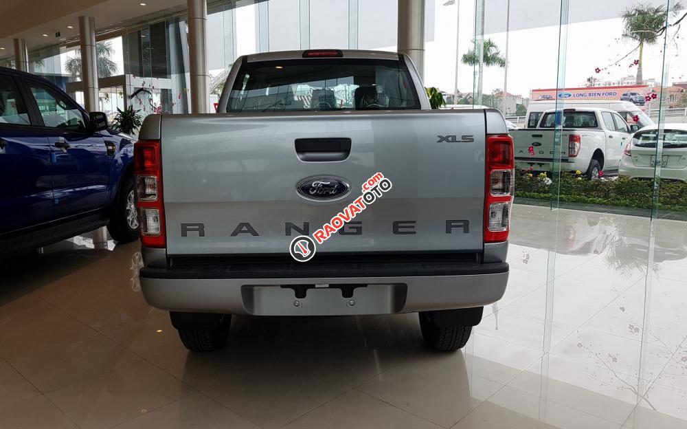 Bán xe Ford Ranger 2.2L XLS 4x2 AT đời 2017, nhập khẩu nguyên chiếc-2