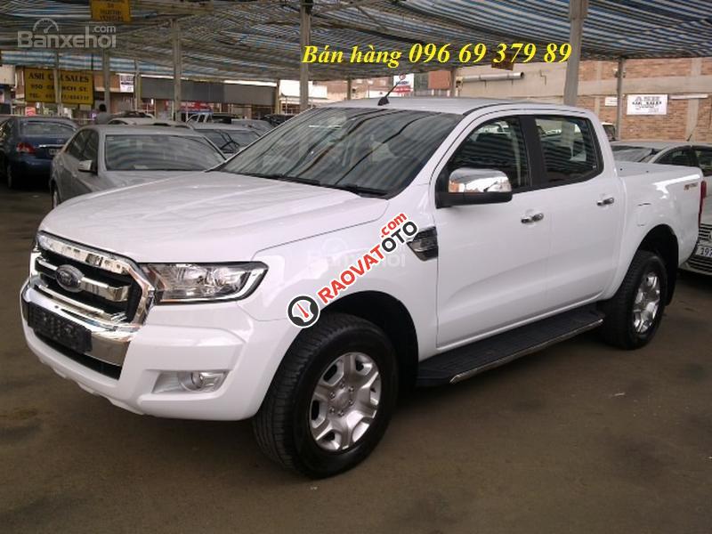 Ford Ranger khuyến mại bùng nổ khủng khiếp. Kính mời ACE alo em Tuấn Anh để sở hữu tất cả xe Ford 096 69 379 89-1