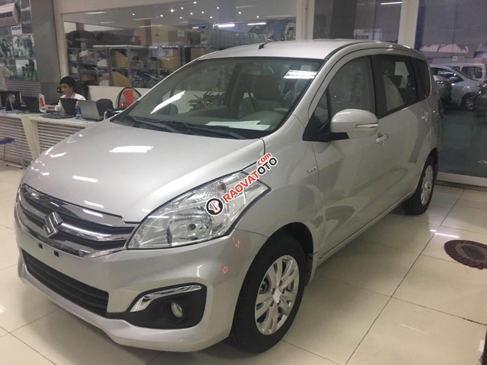 Suzuki Ertiga - 2017- màu bạc- tặng bộ phụ kiện có giá trị - dòng tự động - Liên hệ 0906612900-0