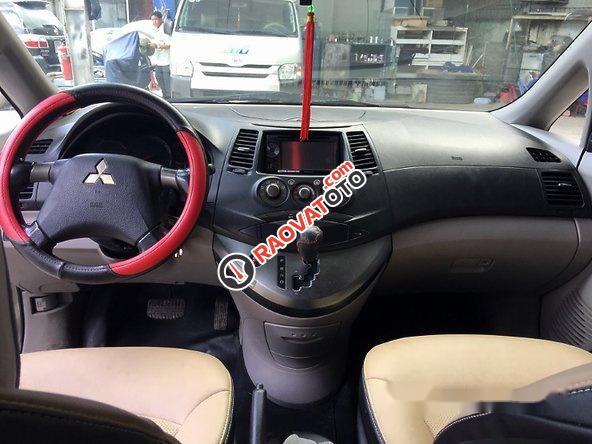 Bán Mitsubishi Grandis sản xuất 2006, màu vàng, nhập khẩu nguyên chiếc số tự động-2