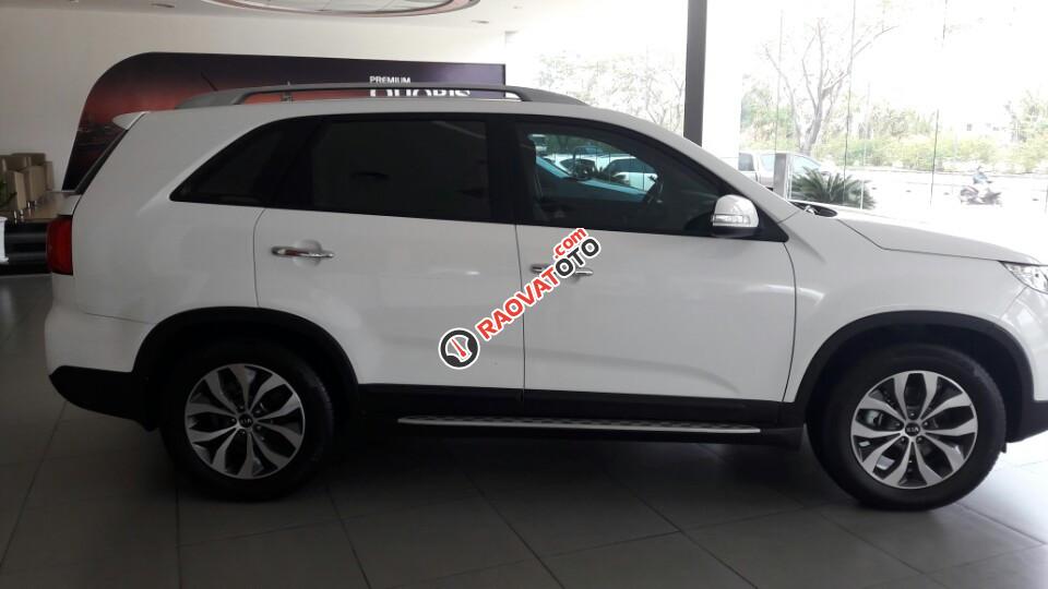 Cần bán Kia Sorento 2017, có xe giao ngay, hỗ trợ vay đến 90%, LH: 0909942482- Minh Anh để được tư vấn nhiệt tình nhất-2