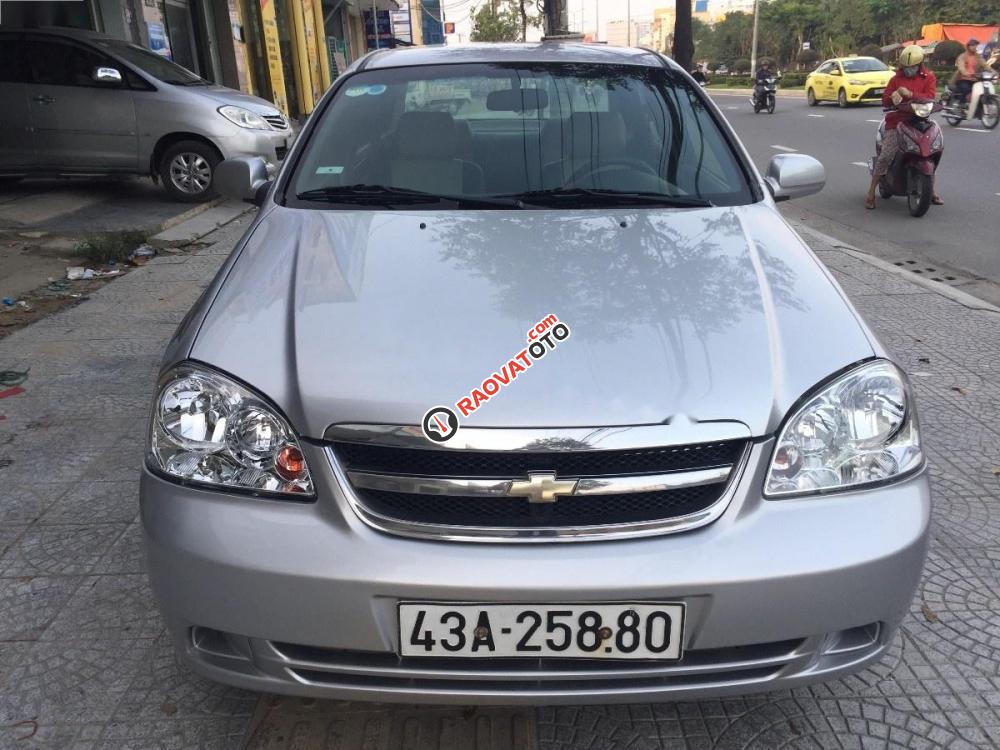 Cần bán xe Chevrolet Lacetti đời 2011, màu bạc giá cạnh tranh-0