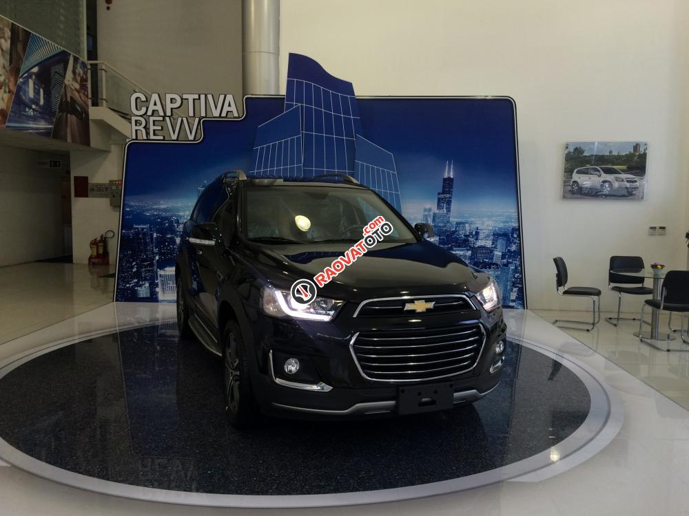 Bán Chevrolet Captiva Revv LTZ 2.4 AT đời 2017, hỗ trợ vay ngân hàng 80%. Gọi Ms. Lam 0939 19 37 18-6