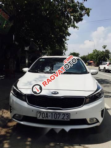 Bán ô tô Kia Cerato 2.0 AT đời 2016 số tự động-1