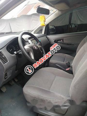 Bán xe Toyota Innova năm 2012, màu bạc  -1