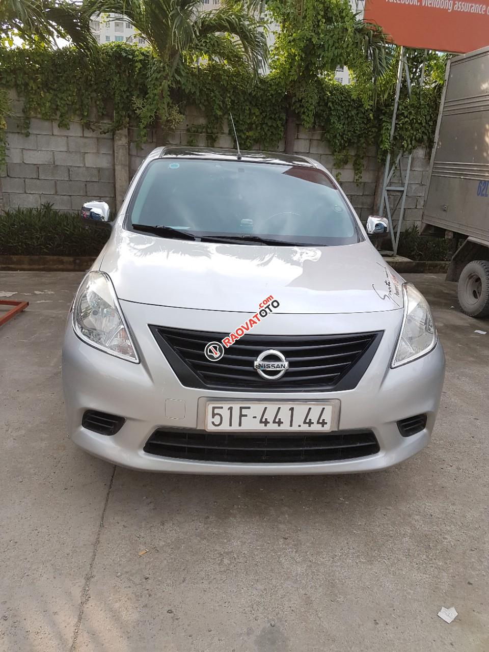 Bán xe Nissan Sunny đời 2014, màu bạc-1