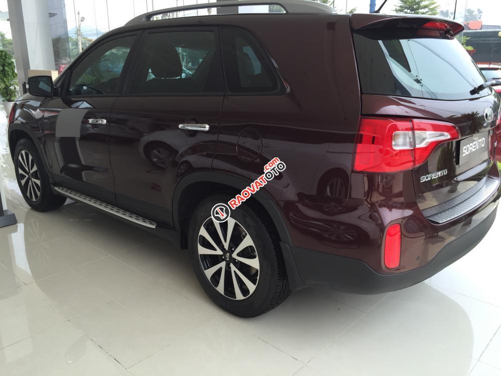 Bán xe Kia Sorento DATH đời 2018 Vĩnh Phúc, màu đỏ mận, máy dầu, liên hệ: 0979.428.555 để được giá tốt nhất-4