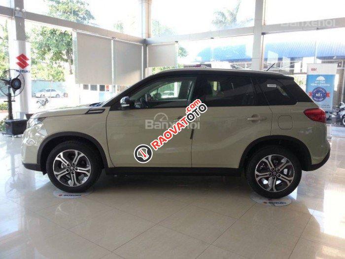 Bán xe Suzuki Vitara 2017 màu trắng ngà, xe nhập, giao ngay. LH: 0985.547.829-1