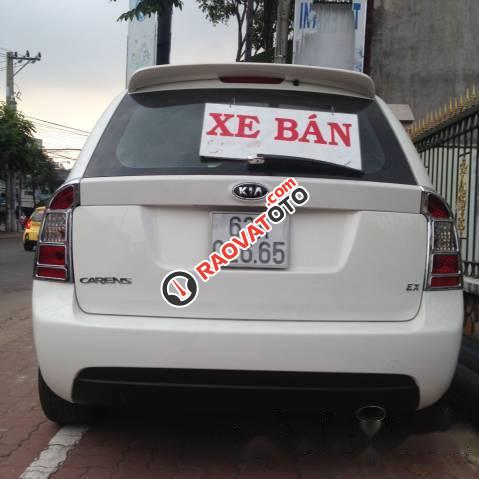 Bán xe Kia Carens đời 2014, màu trắng, giá tốt-1