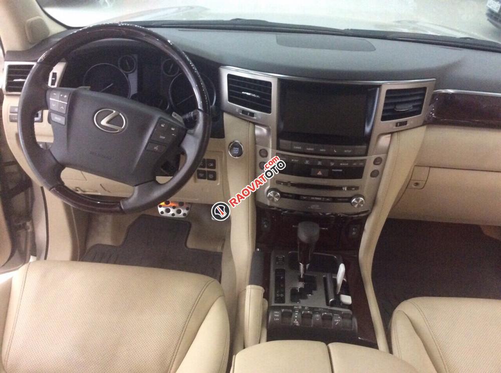 Bán Lexus LX570 sản xuất 2015, xe biển siêu đẹp, chạy cực ít, đẹp xuất sắc-3