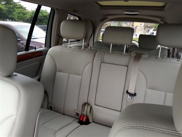 Cần bán Mercedes GL450 đời 2008, màu bạc, xe nhập-8