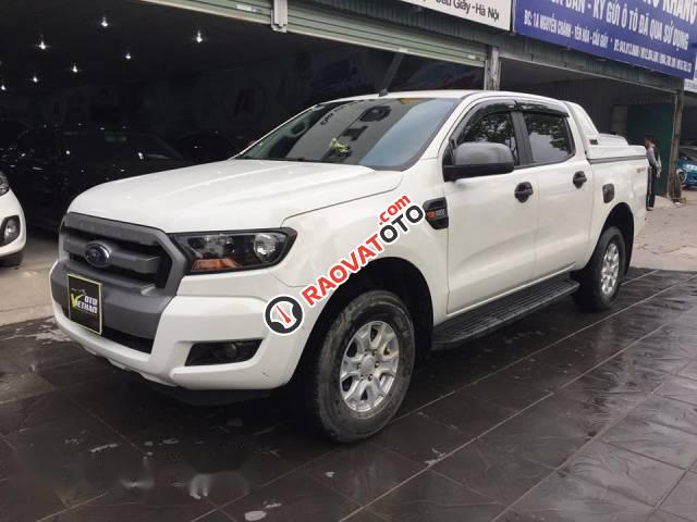 Bán xe Ford Ranger XLS 2.2AT đời 2017, màu trắng-0