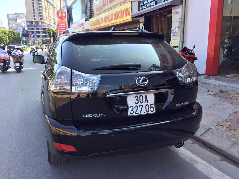 Bán xe Lexus RX 330 2005, màu đen, nhập khẩu nguyên chiếc-10