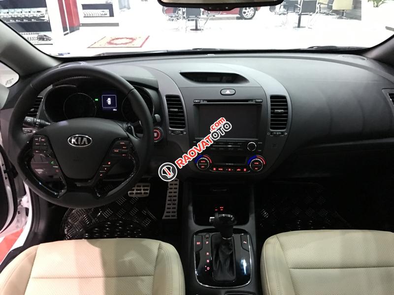 Kia Cerato - phiên bản mới của K3 - nhiều ưu đãi hấp dẫn - hỗ trợ vay lên đến 90%-7