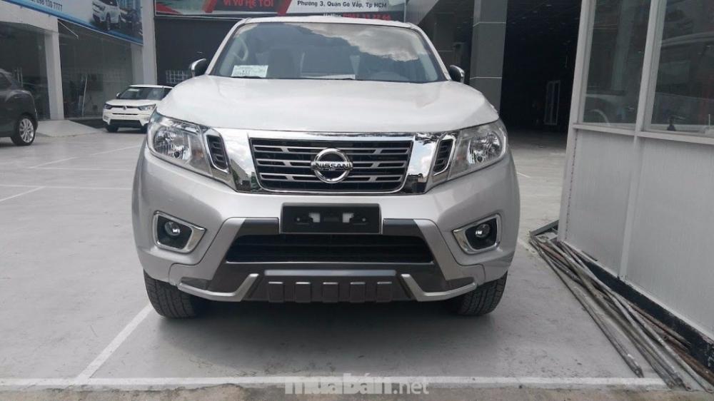 Bán xe Nissan Navara đời 2017, màu bạc, nhập khẩu-0