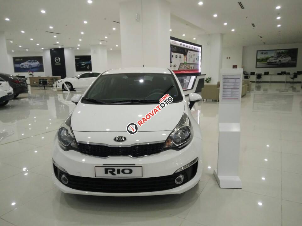 Cần bán Kia Rio sản xuất 2017 nhập khẩu giá rẻ nhất Tây Ninh, nhiều quà tặng giá trị cao. Hotline: 0937.606.829-1