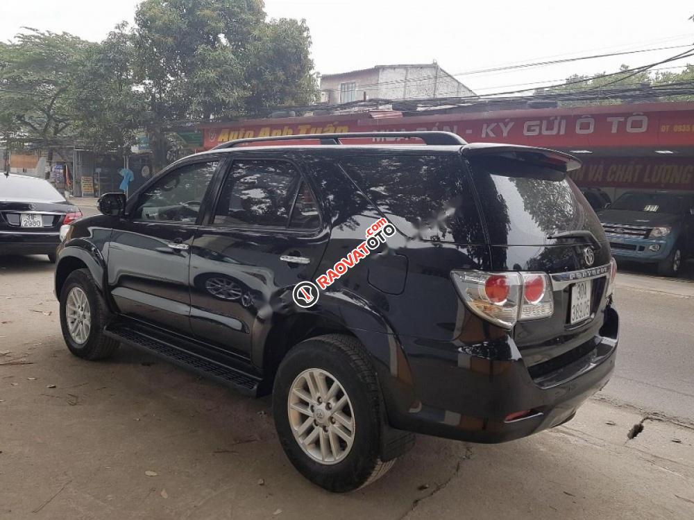 Cần bán xe Toyota Fortuner 2.5G đời 2014, màu đen số sàn, 805 triệu-5