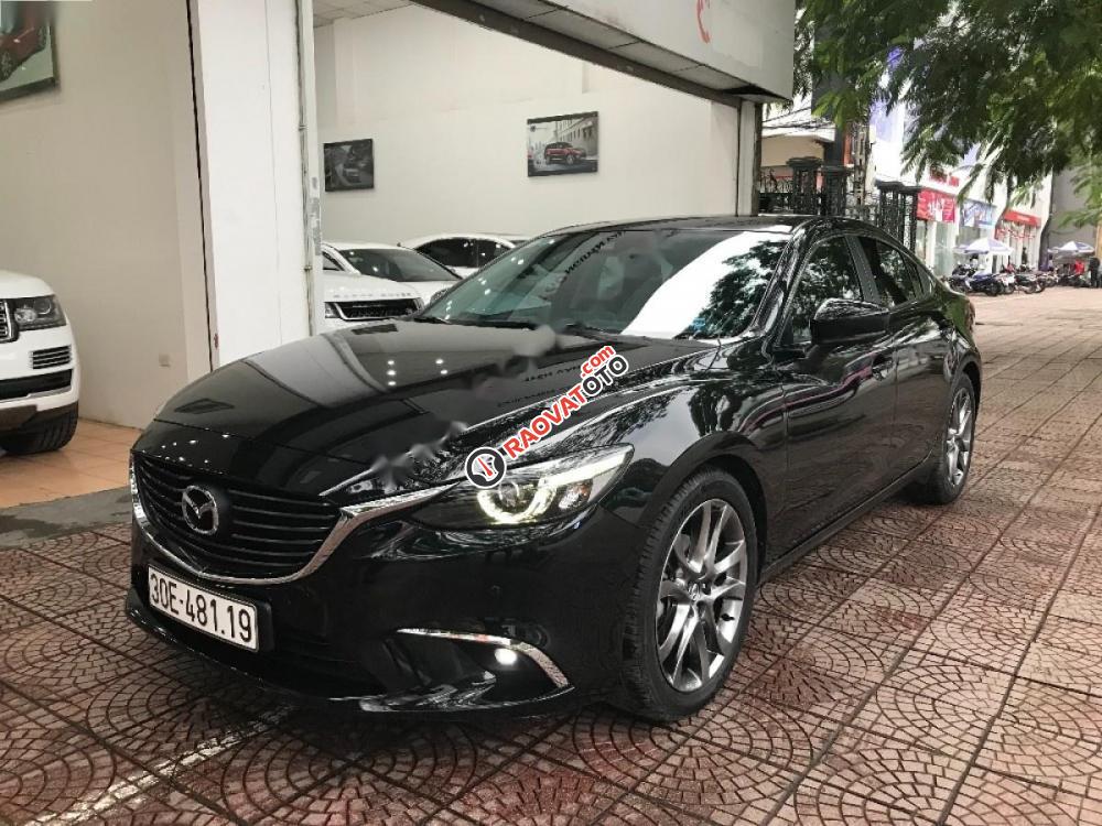 Cần bán gấp Mazda 6 2.0 Premium năm 2017, màu đen, giá 920tr-0