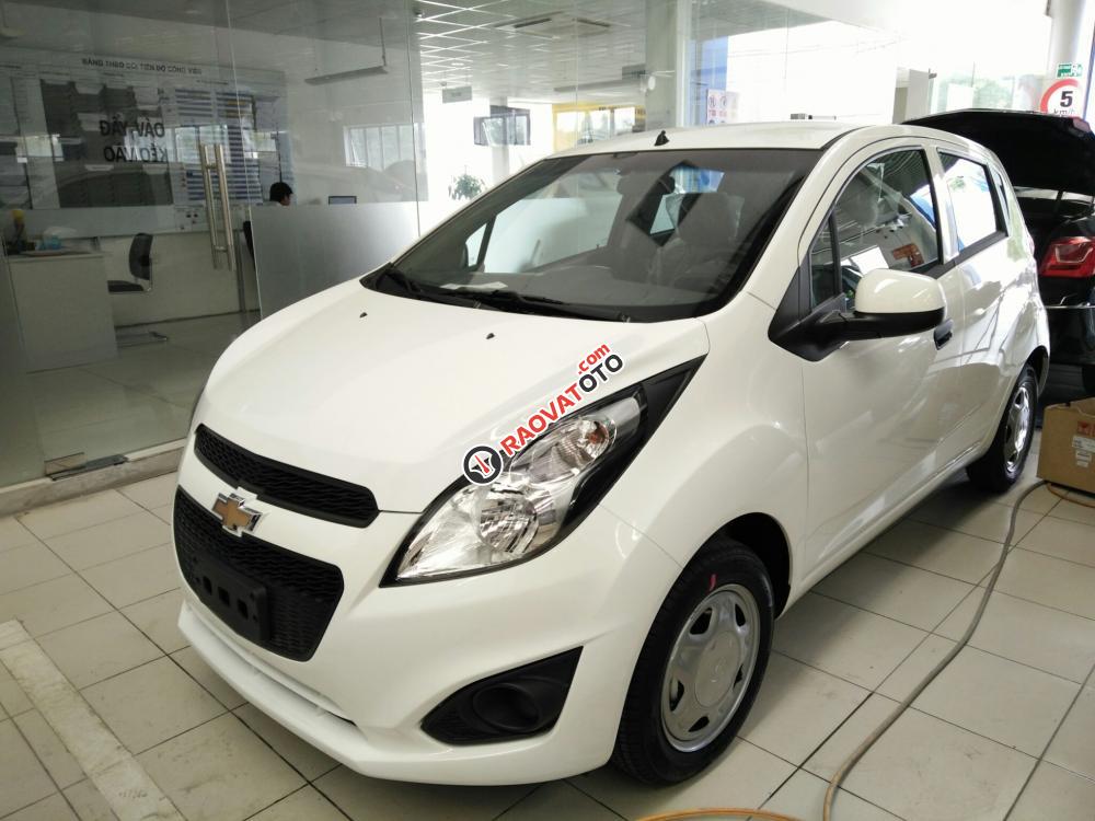 Chevrolet Spark LS 1.2L màu trắng, ưu đãi giá tốt, giao xe tận nơi - LH: 0945.307.489 Nhâm Huyền-0