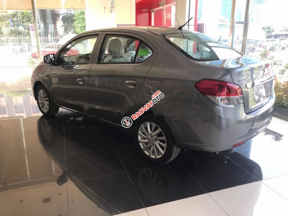 Bán xe Mitsubishi Attrage 1.2MT đời 2017, màu xám, xe nhập-4