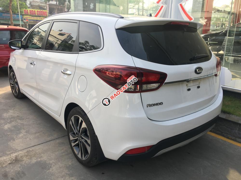 Bán Kia Rondo DAT máy dầu sản xuất 2017, màu trắng-3