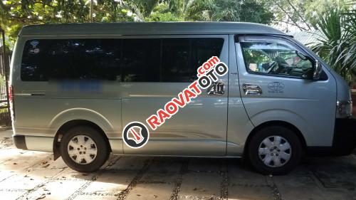 Bán ô tô Toyota Hiace MT đời 2006 chính chủ, 340tr-1