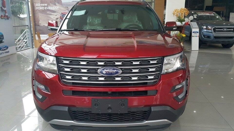 Cần bán Ford Explorer đời 2017, màu đỏ, nhập khẩu nguyên chiếc-3