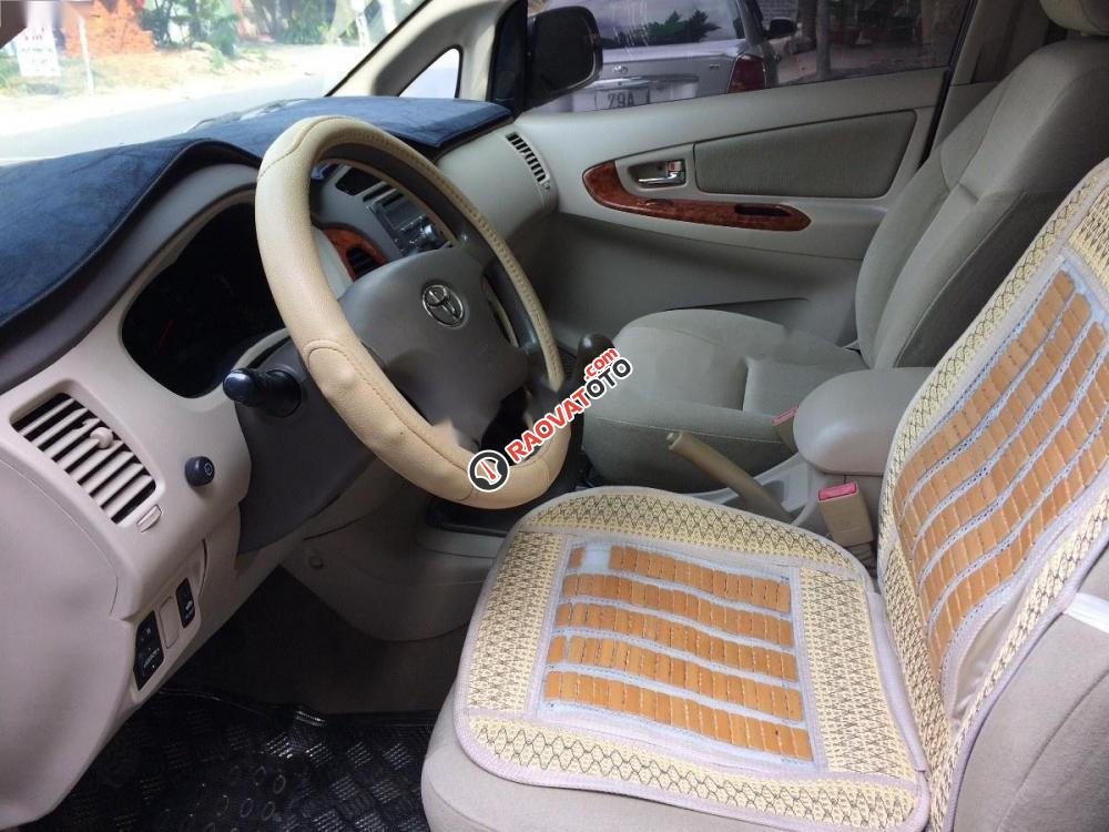 Bán xe Toyota Innova G đời 2007, màu bạc, giá 410tr-6