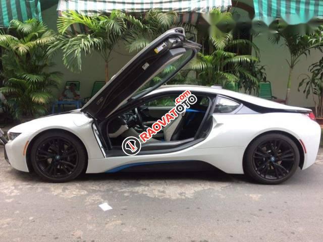 Chính chủ bán xe BMW i8 2014, màu trắng, nhập khẩu nguyên chiếc-2