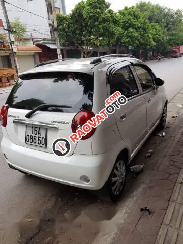 Bán Chevrolet Spark đời 2010, màu trắng số tự động-1