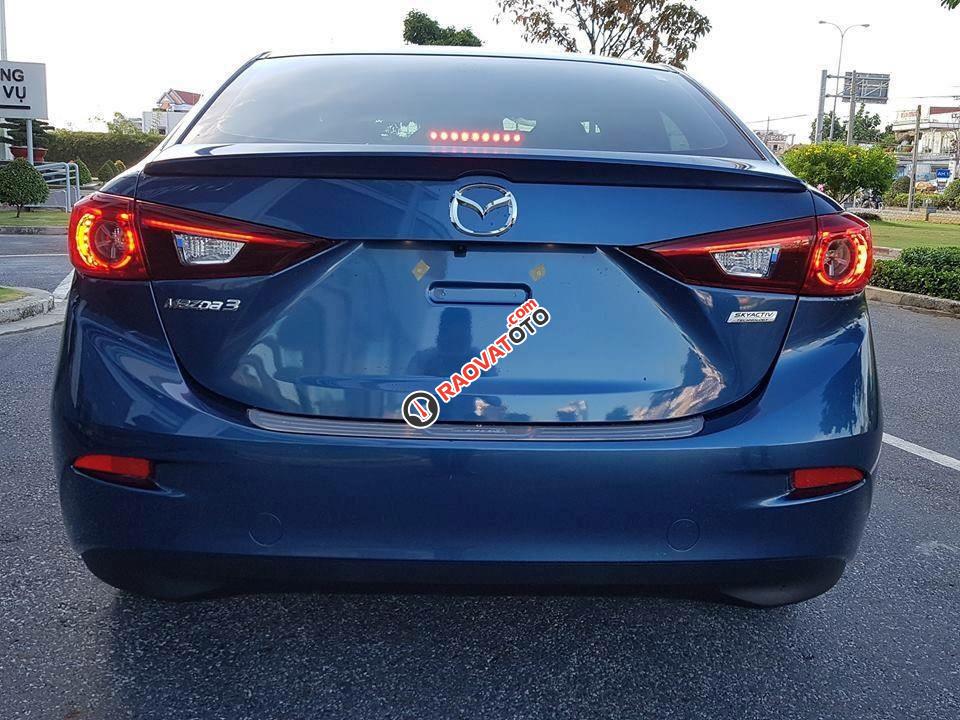 Bán gấp Mazda 3 SD Facelift - liên hệ: Mr Toàn: 0936.499.938-4