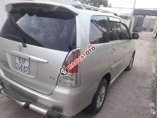 Cần bán lại xe Toyota Innova đời 2008, màu bạc  -3