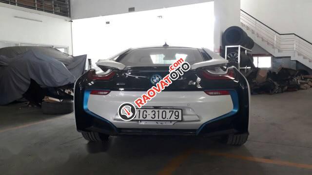 Chính chủ bán xe BMW i8 2014, màu trắng, nhập khẩu nguyên chiếc-0